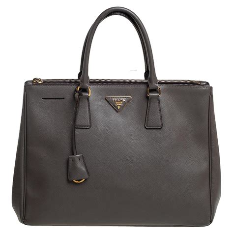 prada saffiano large galleria|Prada galleria saffiano leather tote.